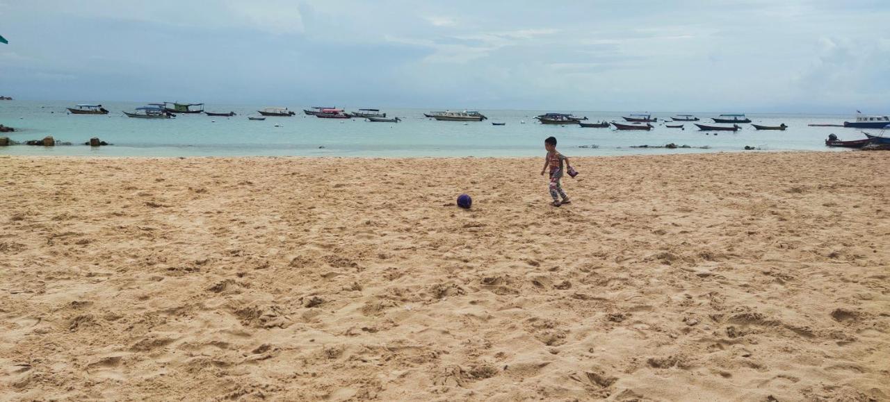 Hotel Perhentian Hazipah Kampong Pasir Hantu Exterior foto