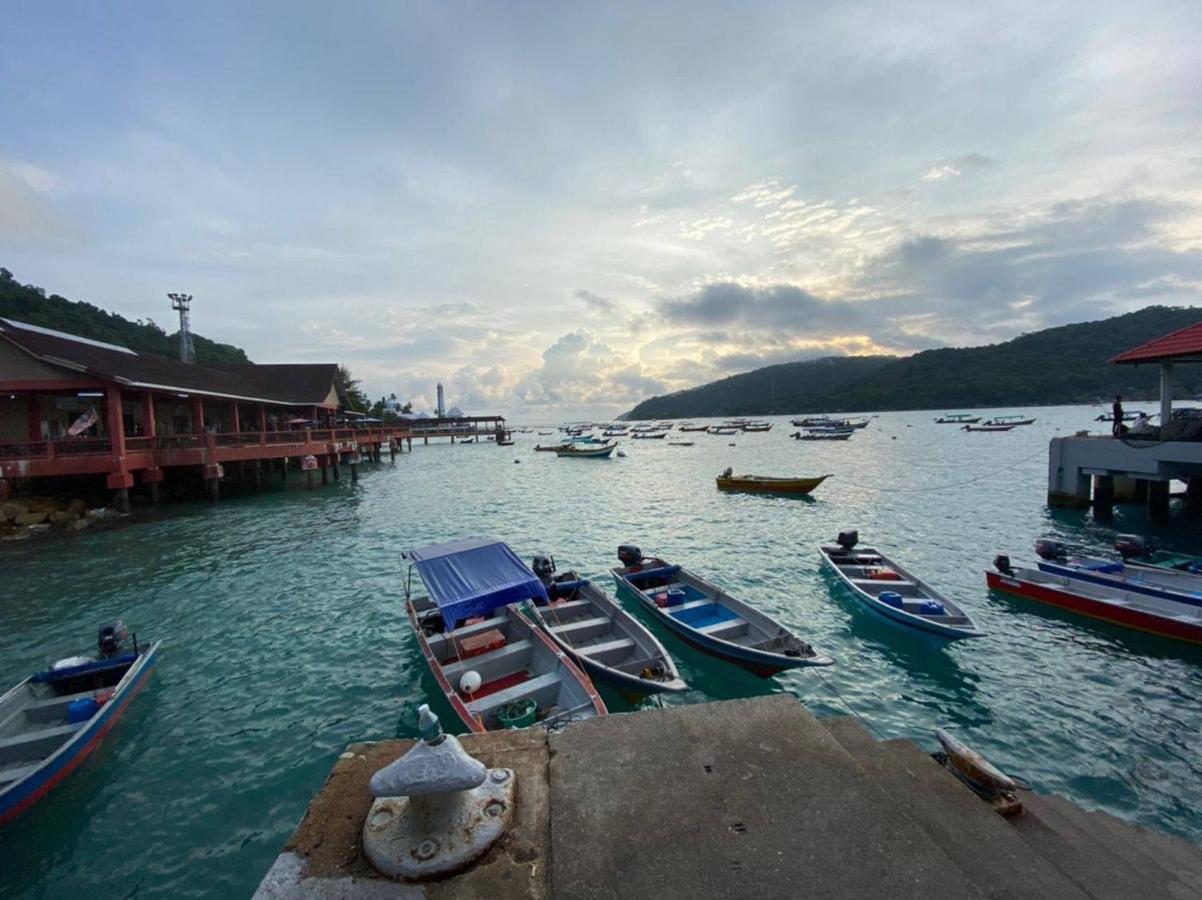 Hotel Perhentian Hazipah Kampong Pasir Hantu Exterior foto